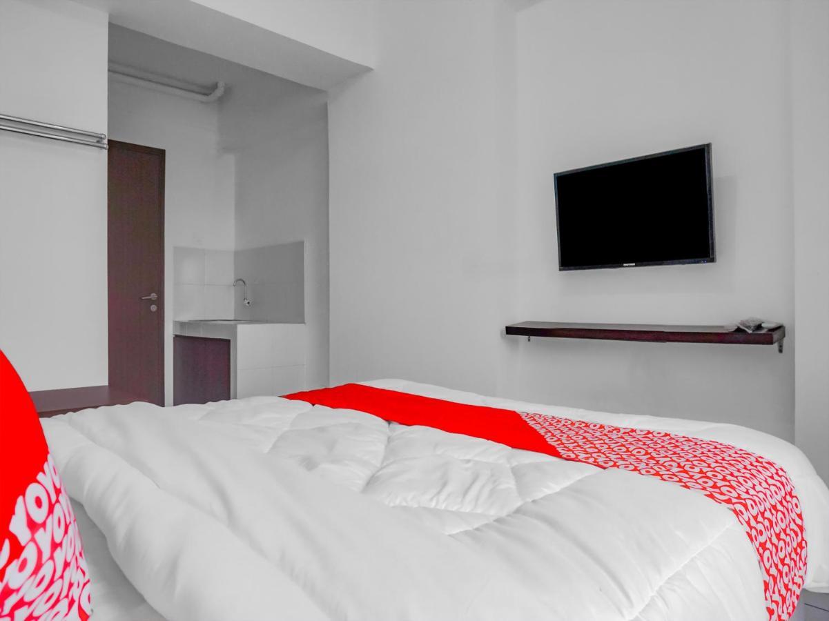 Oyo 90241 Sirooms Apartmen Gunung Putri Μπογκόρ Εξωτερικό φωτογραφία